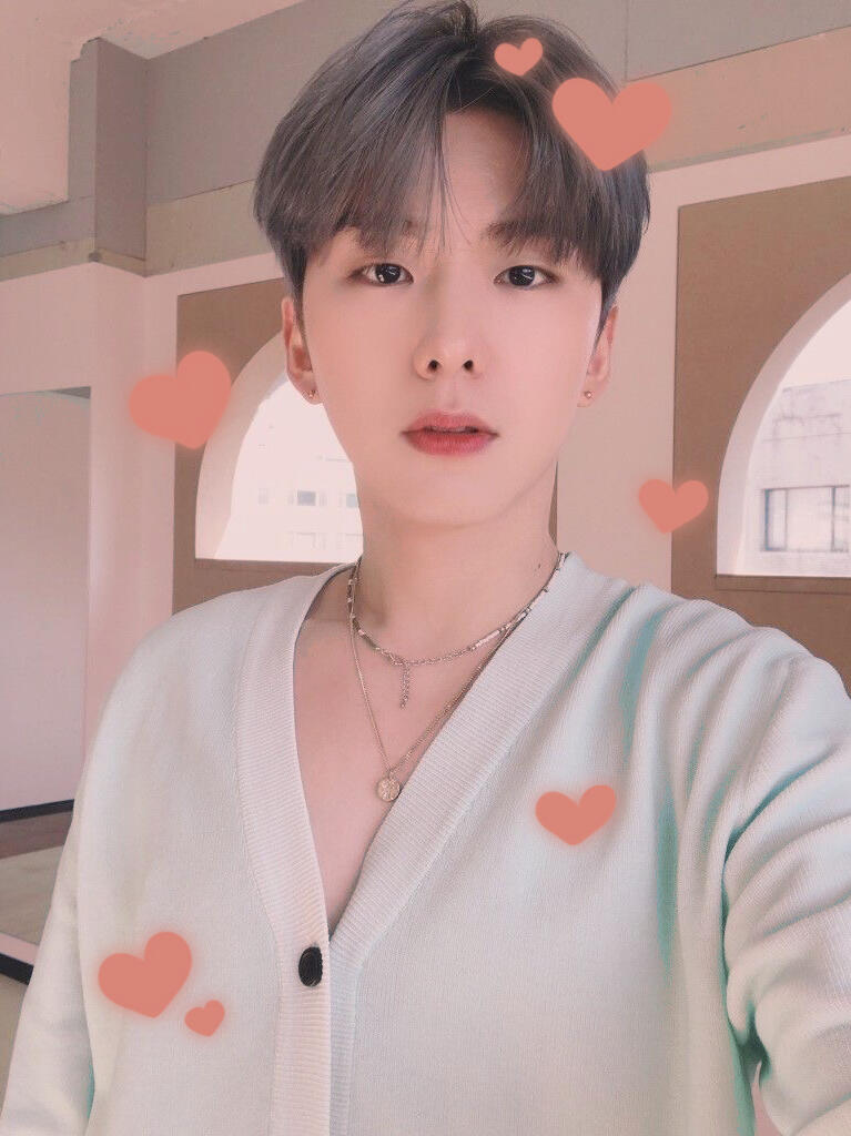 Uma foto editada do Kihyun